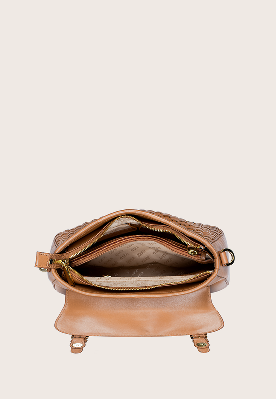 Paloma, the satchel