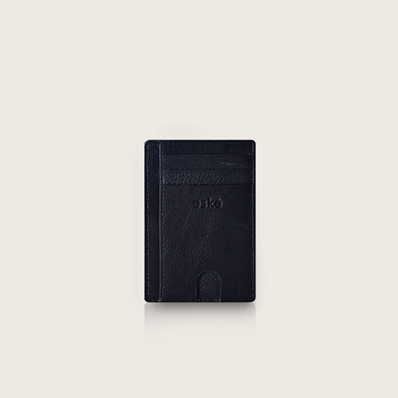 Newton, the card case