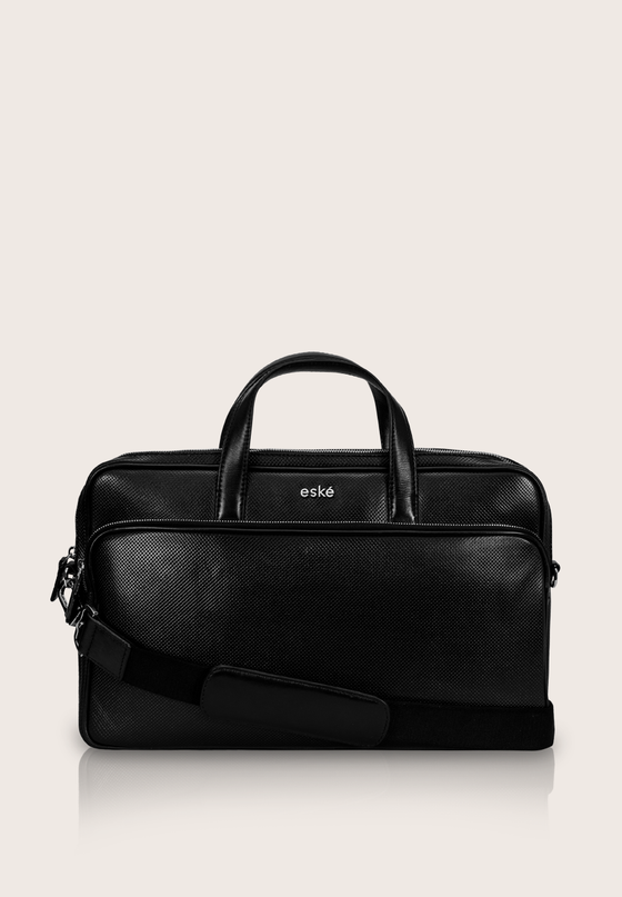 Cedro, the briefcase