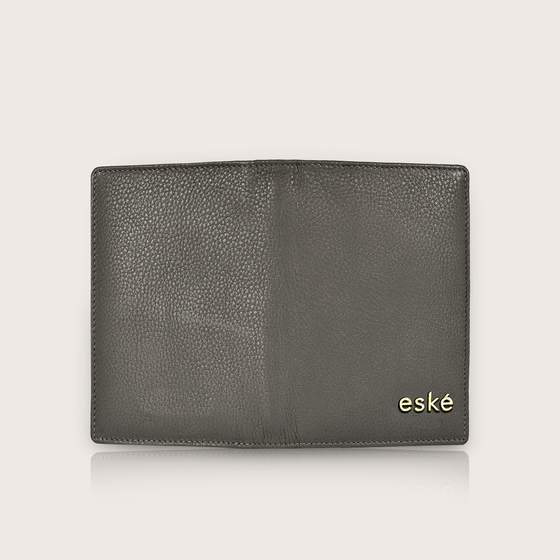 Caigo, the passport case