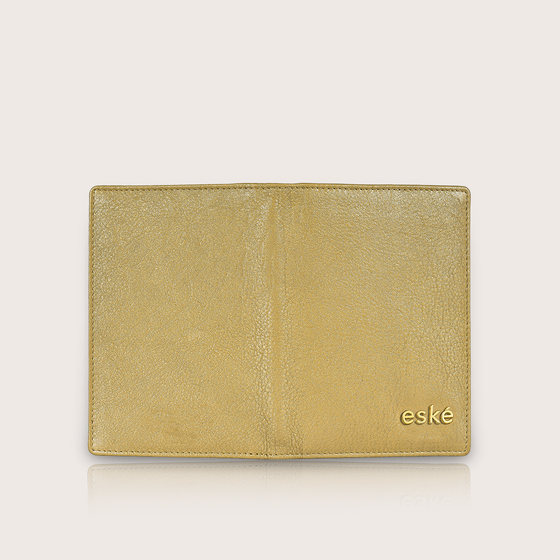 Caigo, the passport case