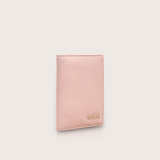 Caigo, the passport case