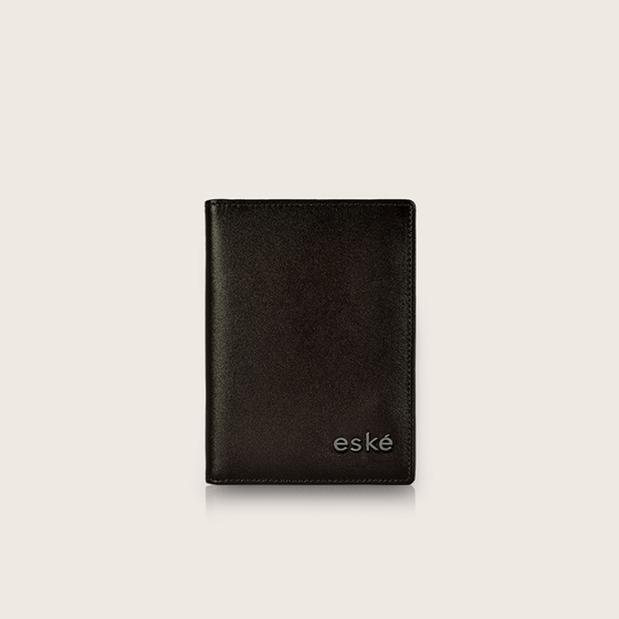 Caigo, the passport case