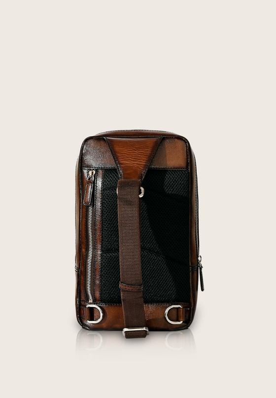 Brio, the slingpack