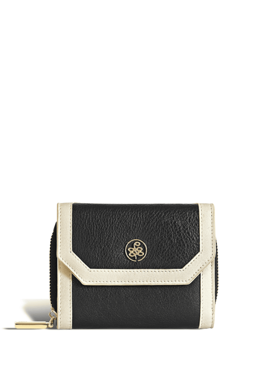 Roxane, the zip around wallet