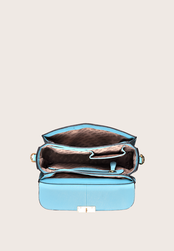 Petra, the satchel
